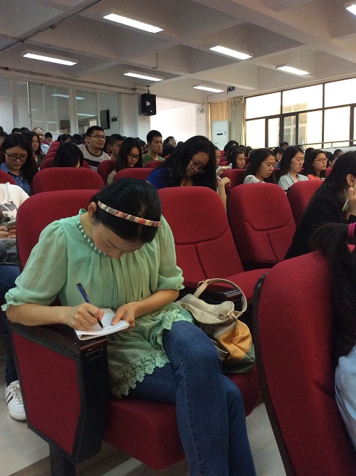 跳蛋视频
举行2016届毕业生就业动员大会