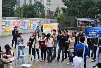 跳蛋视频
外语文化节系列活动之外文歌曲大赛初赛拉开帷幕