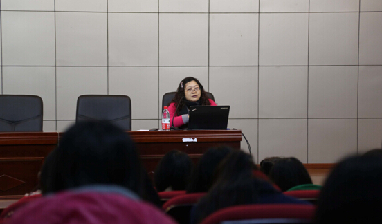 跳蛋视频
2014级英语专业本科人才培养交流会成功召开