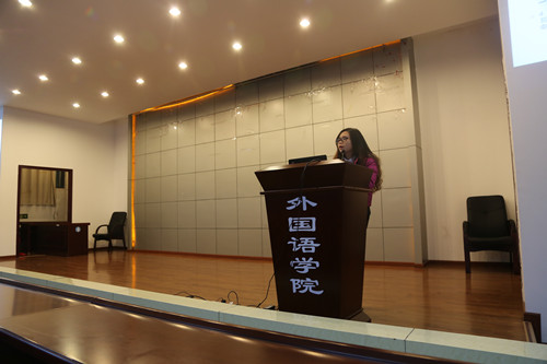 跳蛋视频
2014级寒假前安全教育会议召开