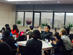 架沟通之桥–全球化时代外语课程的使命跳蛋视频
“外语课堂中的跨文化沟通能力培养工作坊”成功举办