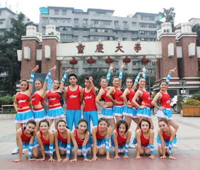 跳蛋视频
第一届健美操大赛成功举办，跳蛋视频
喜获第二名